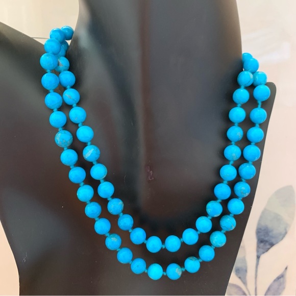 8mm Turquoise Bead Necklace 28” Long, EUC, Knotted between Beads, Well Matched - Picture 2 of 6